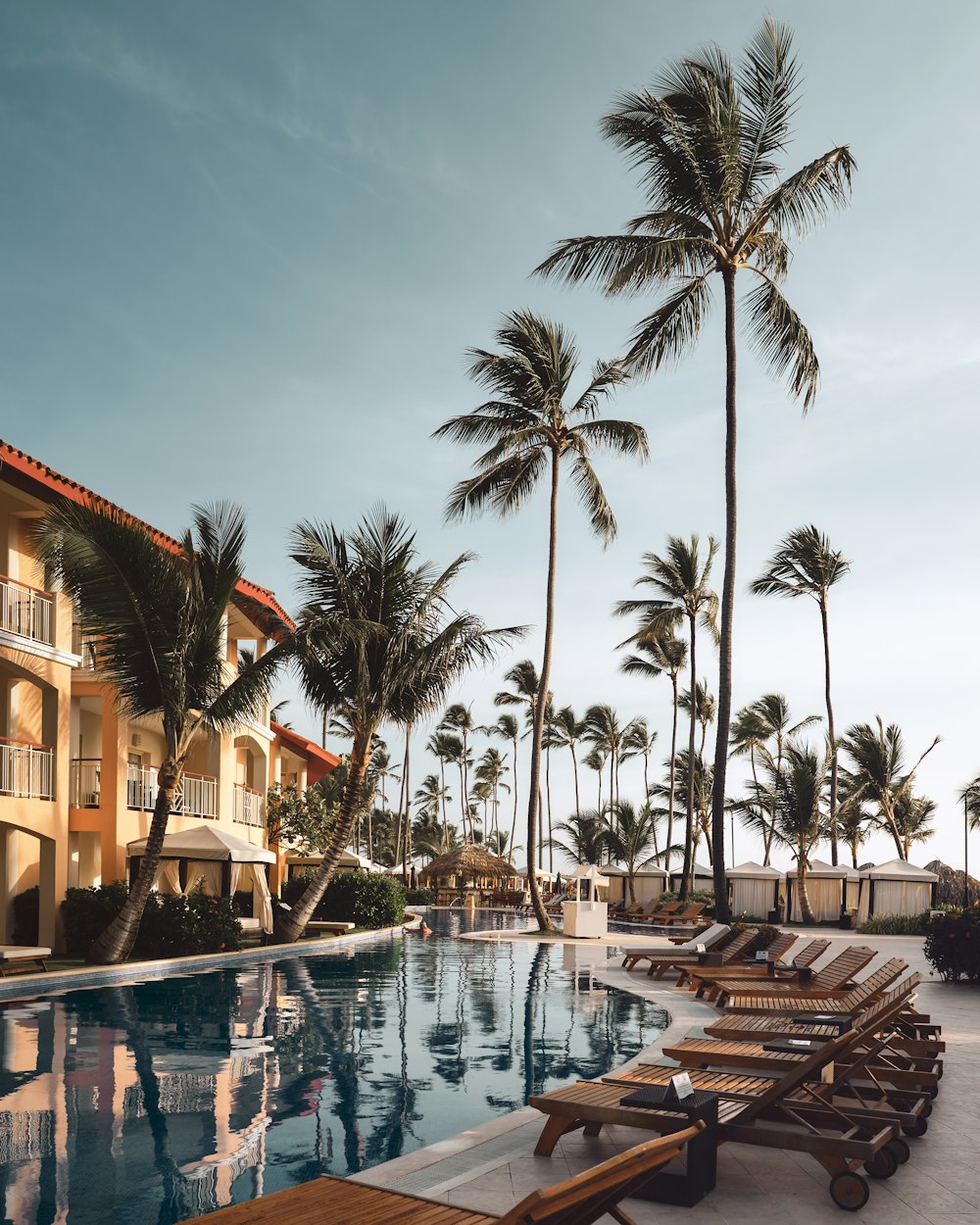 A curated luxury travel escape crafted by VEESURVE Experiences