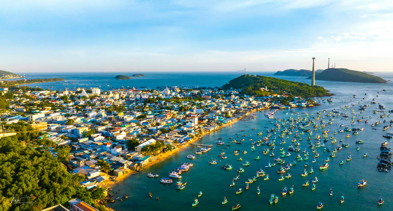 Vietnam Coastal Icons and Culture